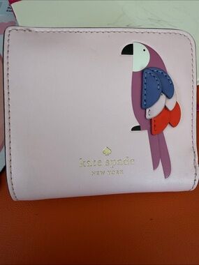 kate spade pastel pink parrot applique bifold wallet